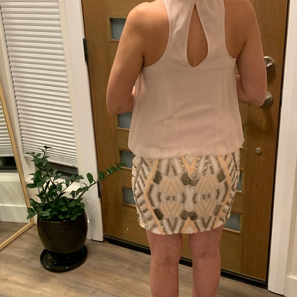 This dress only been worn once. Great for wedding or cocktails dress